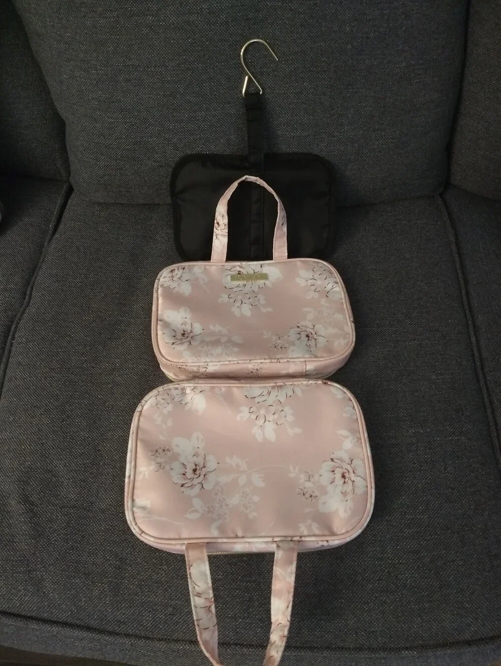 Yumi Kim Hanging Cosmetic/Makeup Travel Bag - French Rose - Wanderlust - Floral